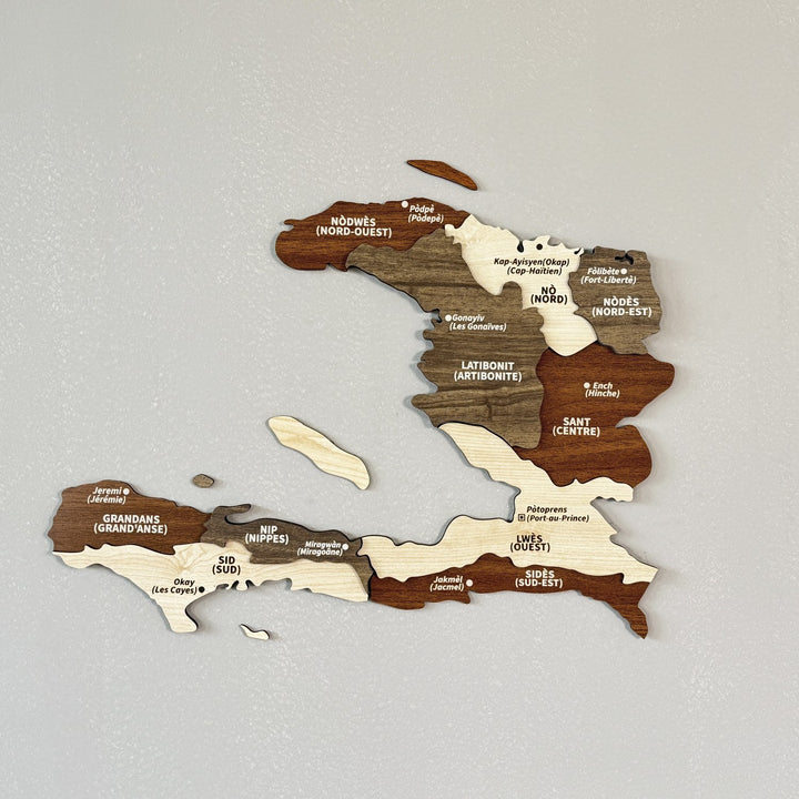 3d-ahsap-haiti-haritasi-duvar-dekoru-cok-katmanli-ve-karisik-renkli-sanatsal-tasarim-colorfullworldstr