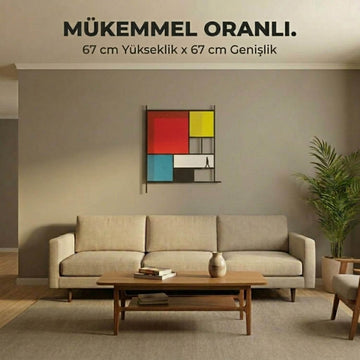 Mondrian tarzı metal tablo ölçü görseli: 67 cm yükseklik ve 67 cm genişlik, kanepenin üzerindeki duvarda