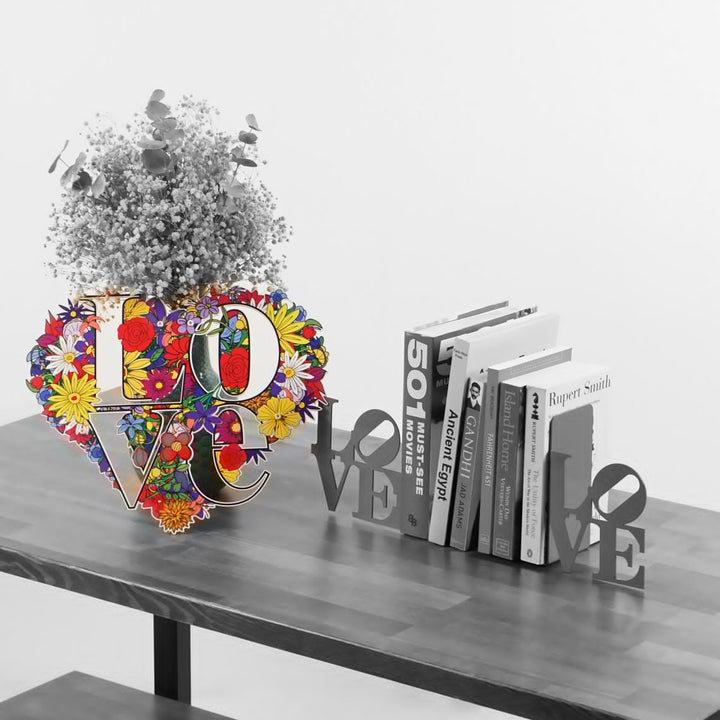 ev-dekoru-icin-love-yazılı-metal-tablo-colorfullworlds