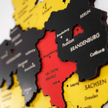 Bayrak renkli Almanya haritasında Brandenburg ve Sachsen-Anhalt bölgesinin yakın çekimi