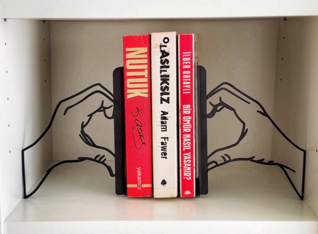 El ile Kalp Temalı Metal Kitap Tutucu & Bookend - müşteri fotoğrafı