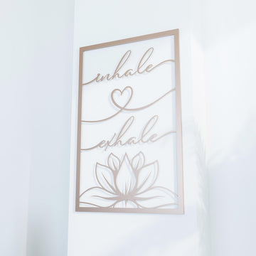 Bakır Lotus Mandala metal duvar tablosu, soldan açılı yakın görünüm