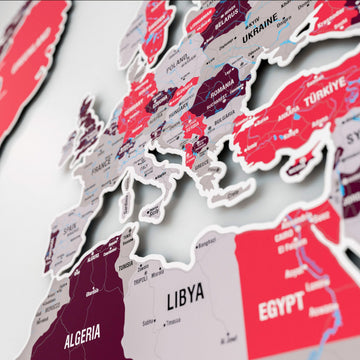 Crimson metal dünya haritasında Avrupa, Cezayir, Libya ve Mısır bölgesi yakın çekim