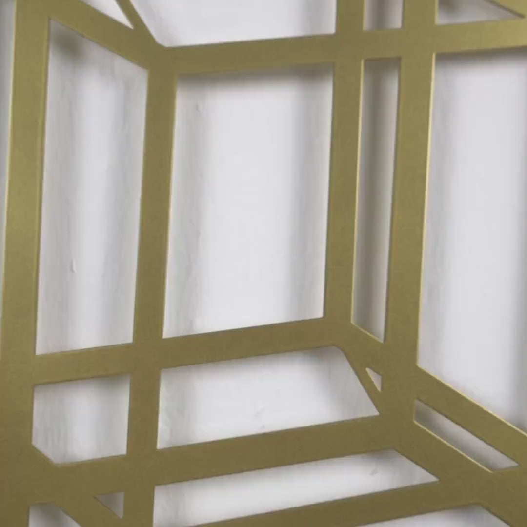 tesseract-kup-geometrik-metal-duvar-dekoru-her-mekana-uygun-sofistike-ve-modern-bir-tasarim-sunabilir