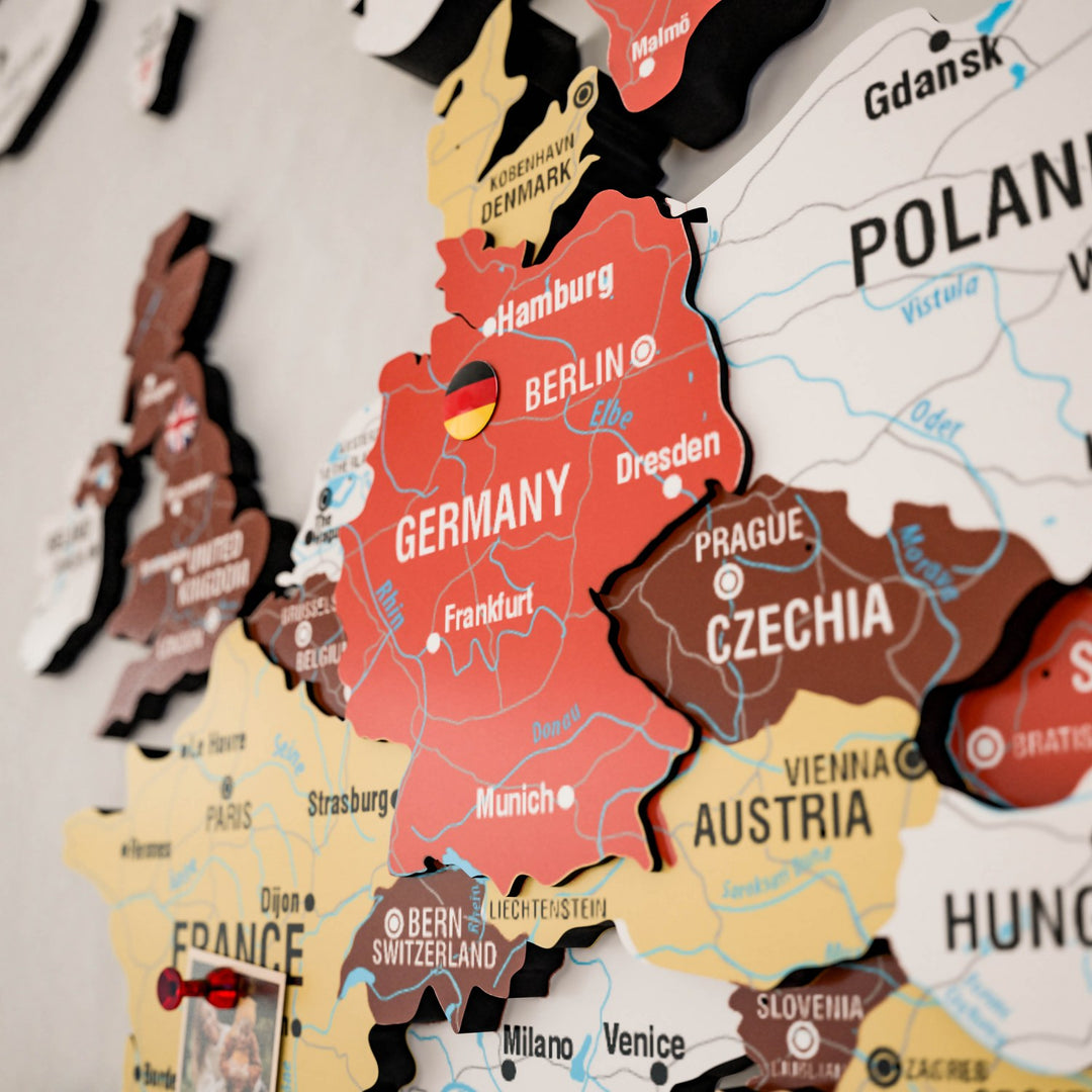 renkli-baskili-3d-ahsap-dunya-haritasi-terracotta-sehir-detayli-colorfullworldstr