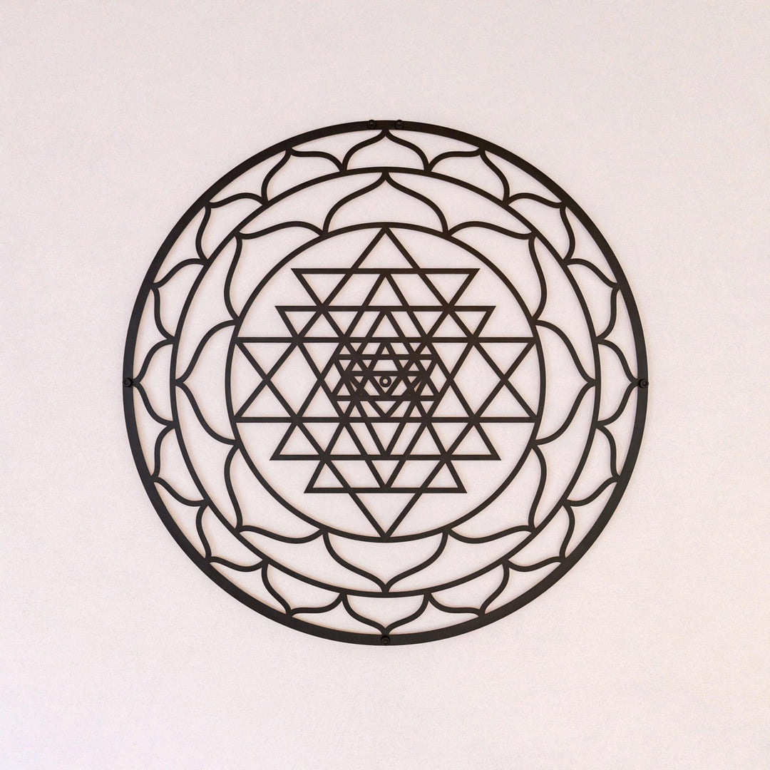 sri-yantra-siyah-metal-tablo-dekoratif-duvar-susu-colorfullworldstr