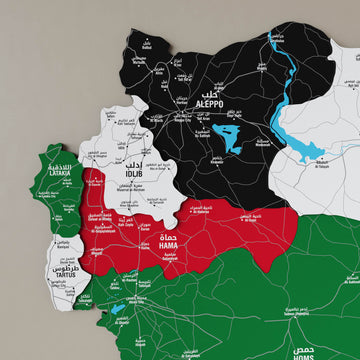 Suriye Bayrağı Suriye haritasının Halep, İdlib ve Hama bölgesi, yakın çekim yol ve şehir detayı
