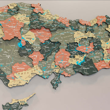 Sage Türkiye ahşap haritasında İç Anadolu, Akdeniz ve Kıbrıs, katmanlı yakın çekim detay