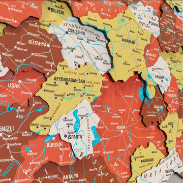 Terracotta Türkiye ahşap haritasında Ankara, Eskişehir, Konya ve Isparta çevresi, UV baskı yakın çekim