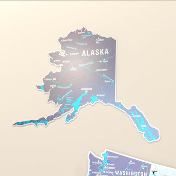 Nimbus renkli Alaska parçası yakın çekim, Yukon Nehri ve Anchorage isimleri okunuyor