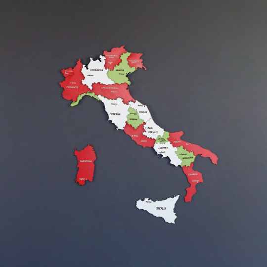 italya-ahsap-duvar-haritasi-ahsap-duvar-dekoru-bayrak-renkli-3d-duvar-sanati-italyan-estetigi-colorfullworldstr