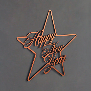 Bakır Happy New Year yıldız metal duvar dekoru, yakın çekimde yazı ve yıldız hattı